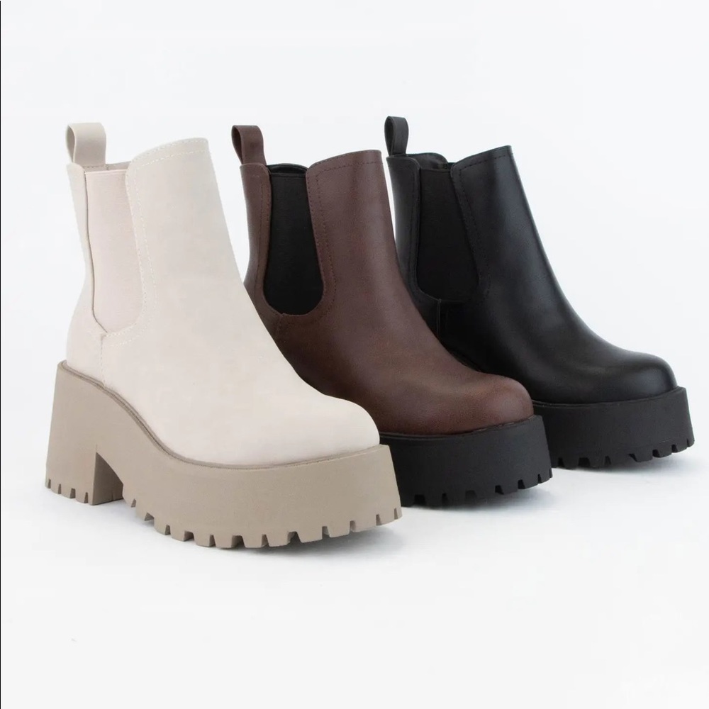 Chunky Boots - Picture 2 of 4